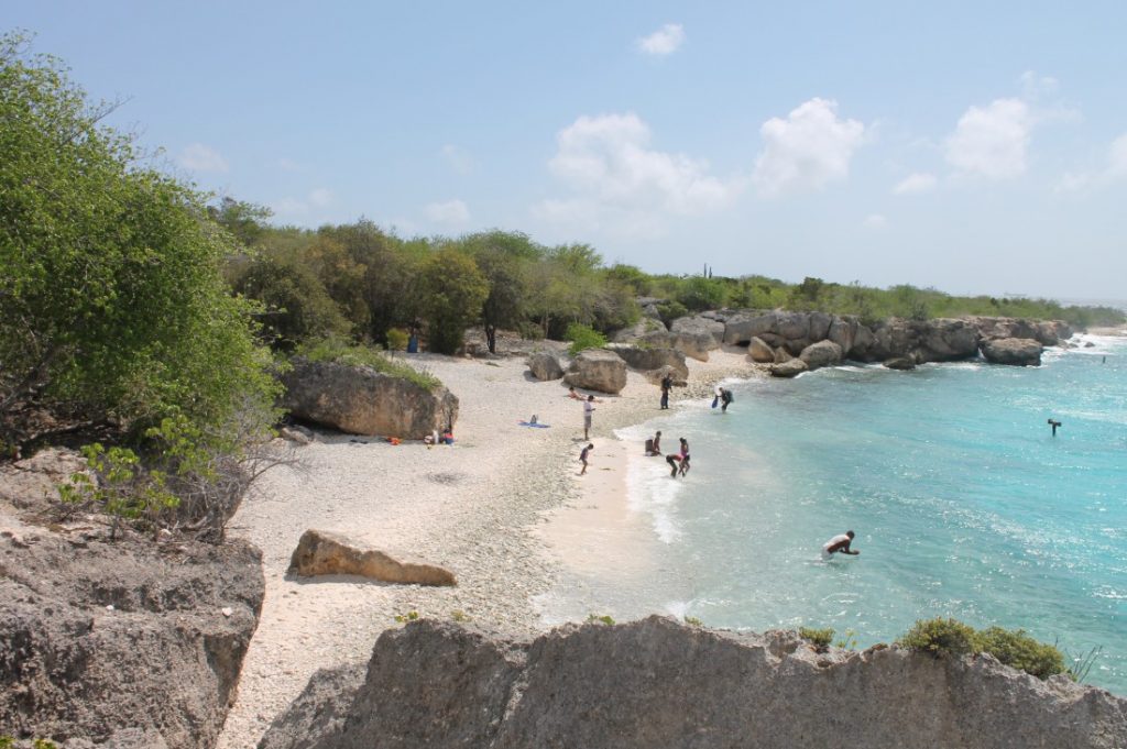 curacao-with-kids-beach