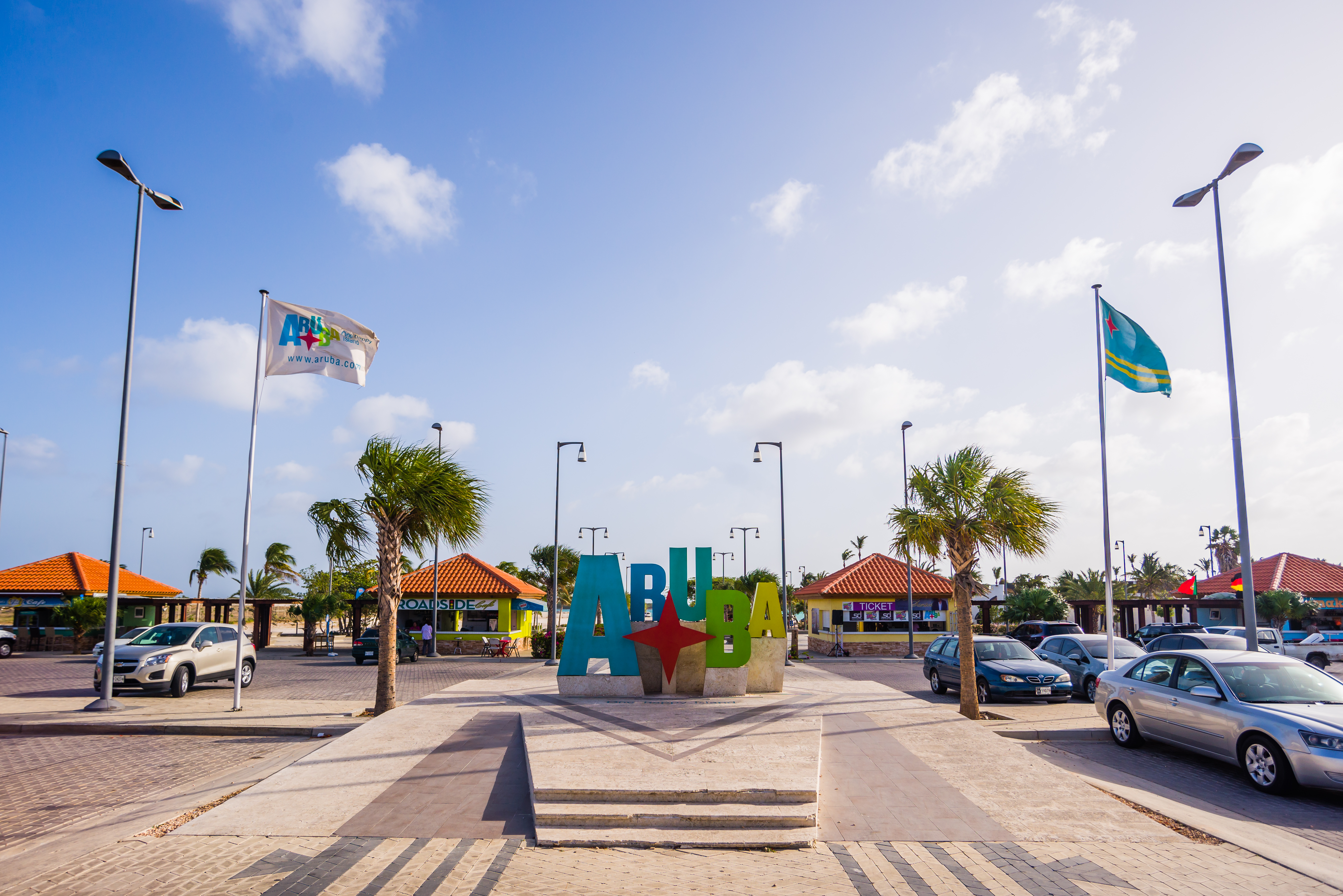 You are currently viewing 10 reasons to visit Aruba