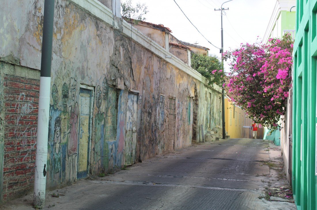 You are currently viewing Dushi Walks Curacao: Wandelen door Willemstad